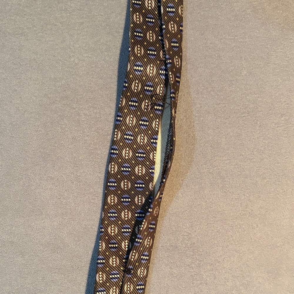 Hickey-Freeman Collection Patterned Tie - image 4
